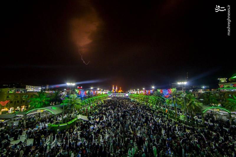تصویری زیبا از رعد و برق در بین الحرمین تصویری زیبا از رعد و برق در بین الحرمین