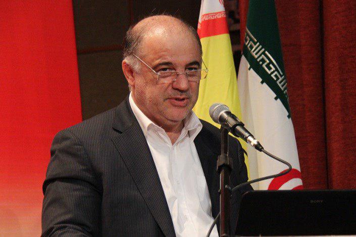 باید از نگاه اقتصادی و بر مبنای نیازها به مسائل صنعت برق توجه کرد