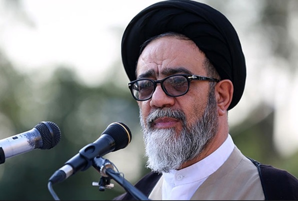 انتقاد امام جمعه تبریز از روابط عمومی‌های متملق