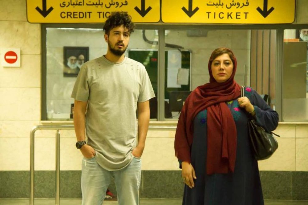 شماره 17 سهیلا شماره ۱۷ سهیلا سینمای اجتماعی فاقد سیاهنمایی/شجاعت کارگردان کار اولی در فیلمی قابل دفاع///////////////////////چهارشنبه