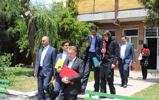 بازدید هیات نمایندگان دفتر کمیسرعالی سازمان ملل از کانون اصلاح و تربیت بازدید هیات نمایندگان دفتر کمیسرعالی سازمان ملل از کانون اصلاح و تربیت