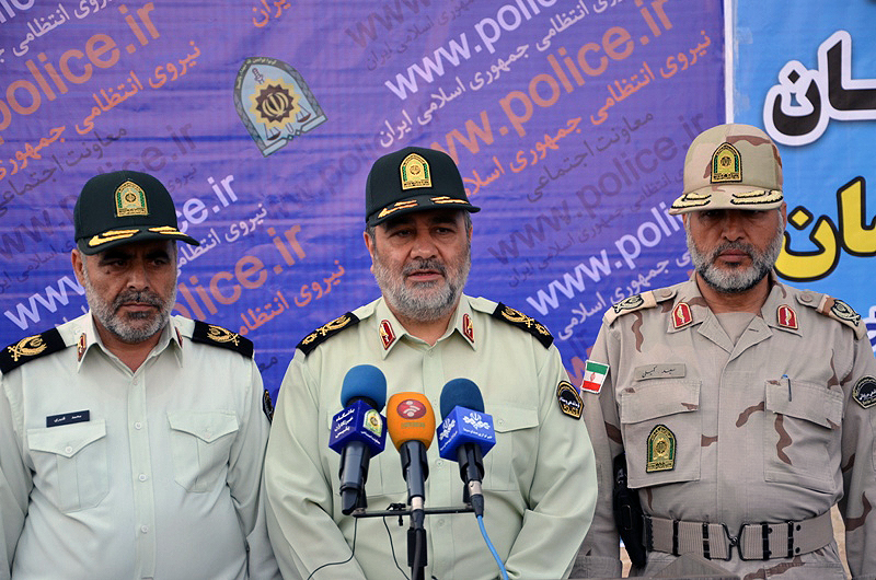 کشف ۷ تن موادمخدر و دستگیری ۵ قاچاقچی مسلح در سیستان و بلوچستان/ پیگیری بازگشت سرباز ربوده شده مرزبانی از طریق دستگاه دیپلماسی