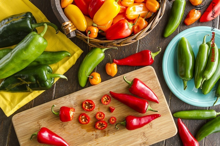 چه غذا‌هایی باعث پیری پوست می‌شوند؟