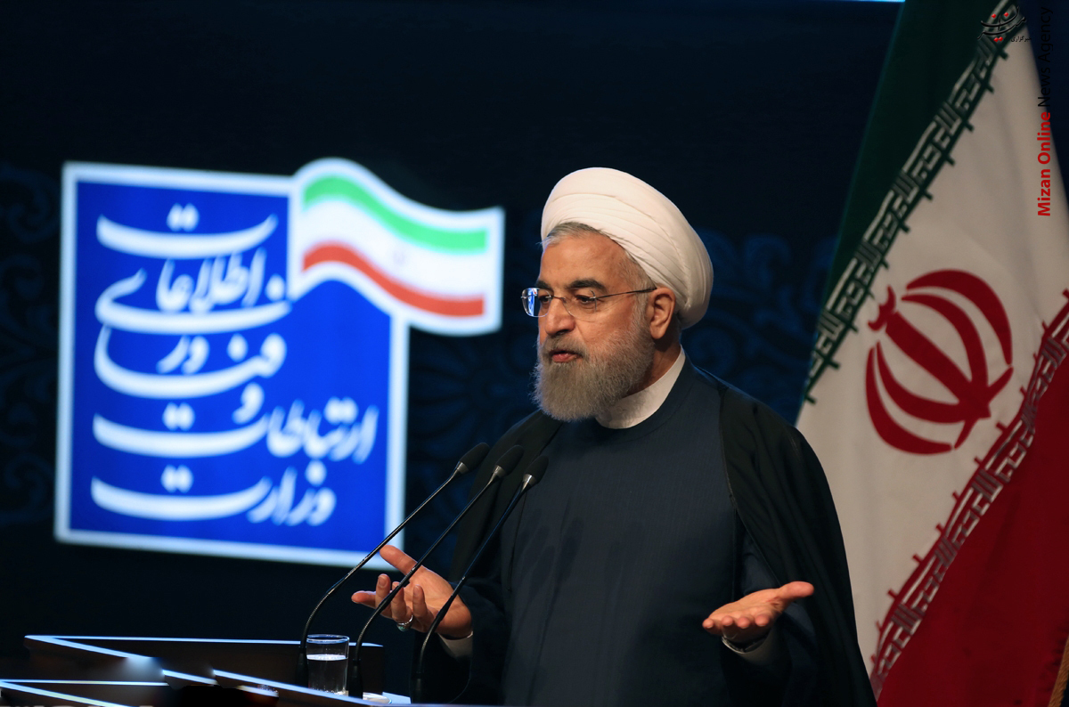 نسخه ذلت نپیجید/ منافع ملی را تخریب نکنید/ گسل‌های اجتماعی روزنه نفوذ دشمن/ زنگ خطری برای ماکرون