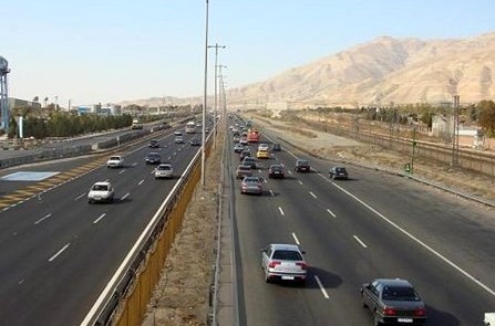 ترافیک روان در اکثر محور‌های مواصلاتی کشور
