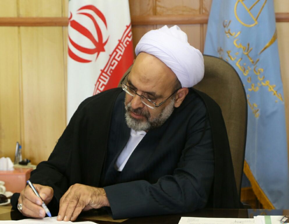 تشکیل دو کارگروه در ستاد اجرای سیاست‎های اقتصاد مقاومتی دستگاه قضایی استان هرمزگان / حمایت قضایی از سرمایه‌گذاران، پیشگیری و مبارزه با مفاسد اقتصادی در اولویت