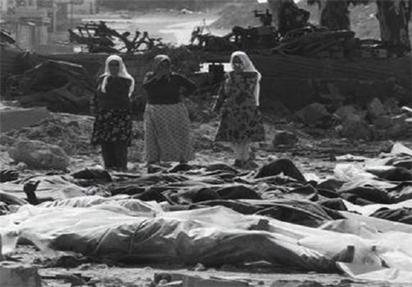 «قاسم سلیمانی»ها و «عماد مغنیه»ها در کوچه پس کوچههای «صبرا و شتیلا» + تصاویر «قاسم سلیمانی»ها و «عماد مغنیه»ها در کوچه پس کوچههای «صبرا و شتیلا» + تصاویر