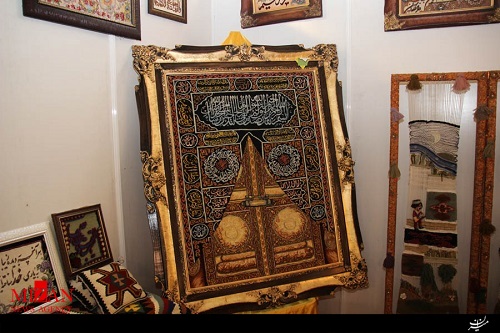 کاهش بازگشت زندانیان شاغل به زندان / از تولید یک و نیم میلیون شاخه گل تا توزیع در ۵۰ فروشگاه در تهران/ پرداخت ۸۰ میلیارد تومان دستمزد به زندانیان شاغل /۴۰۰ خانواده زندانیان خارج از کشور تحت حمایت مالی بنیاد  / ایجاد ۳۰ هزار شغل جدید با حمایت دولت ومجلس