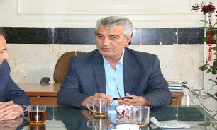 سفره ۱۰۰۰ متری افطار در ندامتگاه قزلحصار