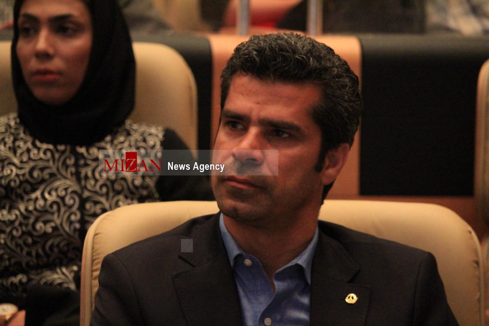 تجلیل از قهرمانان و پیشکسوتان ورزش در کیش به روایت تصویر تجلیل از قهرمانان و پیشکسوتان ورزش در کیش به روایت تصویر