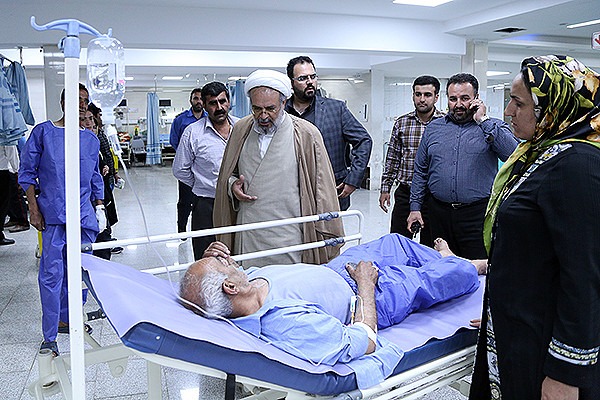 بازدید سرزده دادستان قزوین از بیمارستان شهید رجایی در جهت صیانت از حقوق عامه + عکس بازدید سرزده دادستان قزوین از بیمارستان شهید رجایی در جهت صیانت از حقوق عامه + عکس