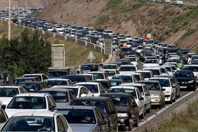 ترافیک پرحجم در اکثر محورهای مواصلاتی کشور