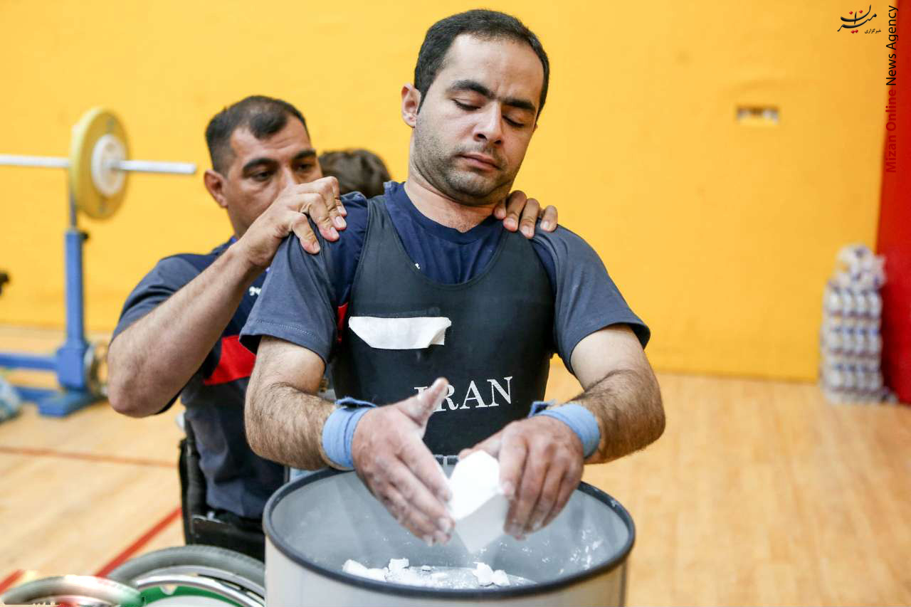 مسابقات قهرمانی کشور وزنه برداری جانبازان و معلولین +عکس