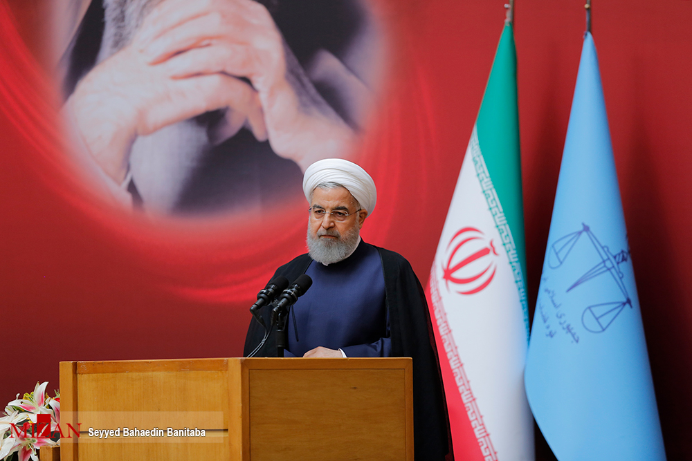 رییس جمهور: قاضی مستقل است و بالاترین استقلال،استقلال شخص قاضی است/ رییس مجلس: قوه قضاییه در سالهای گذشته تلاشهای بسیار خوبی داشته است رییس جمهور: قاضی مستقل است و بالاترین استقلال،استقلال شخص قاضی است/ رییس مجلس: قوه قضاییه در سالهای گذشته تلاشهای بسیار خوبی داشته است