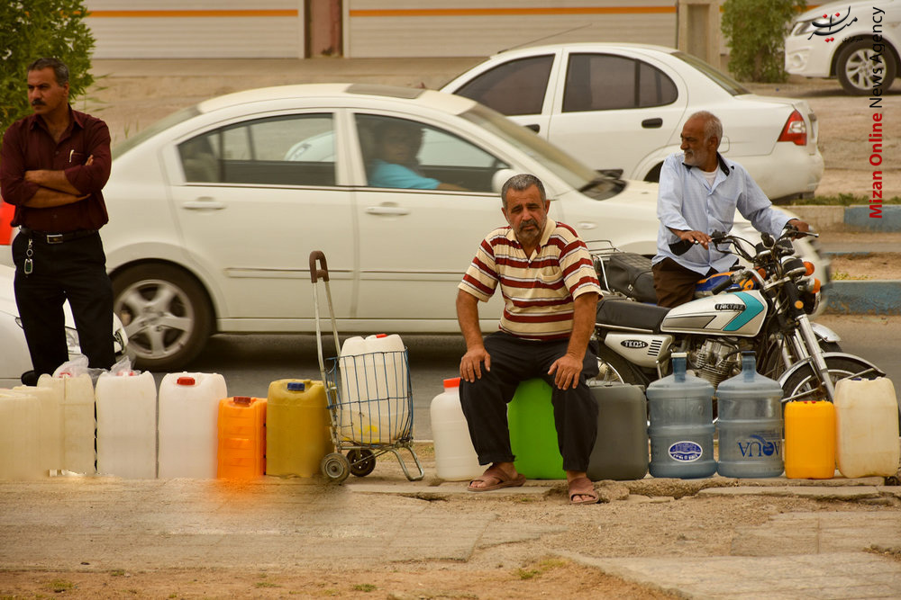 آبادان آبادان در صف آب! +عکس