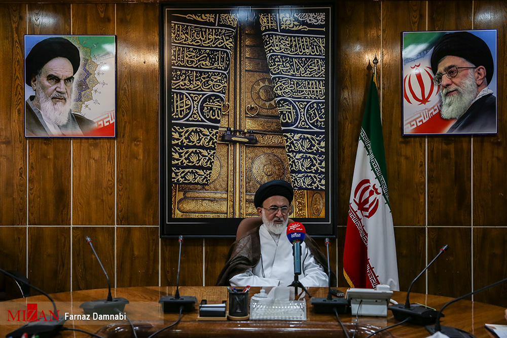 زائران سفر حج آمادگی جسمی، علمی و روحی داشته باشند/ در مورد پرونده شهدای منا هنوزجواب قاطعی به ما داده نشده است/نمی‌توان زائر را مقصر افزایش قیمت دلار دانست