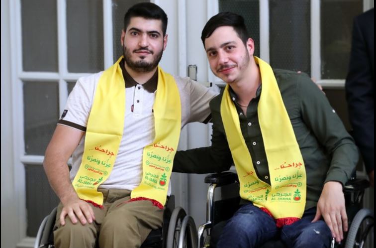 تصاویری از دیدار رهبر انقلاب با جانبازان حزب‌الله لبنان