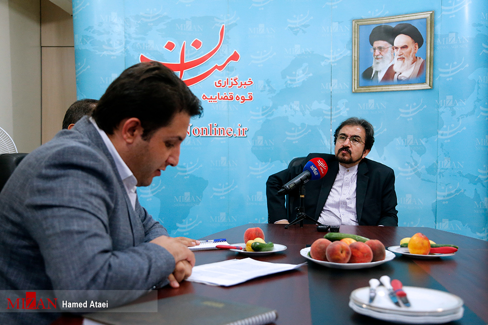 جمع‌بندی برجام اروپایی تا یک الی دو ماه آینده/ از ماموریت‌های ویژه تا سفرهای خاص/ اخذ تابعیت حدود ۱۰۰ ایرانی از کومور؟!/ پیگیری پرونده‌های «حاج احمد متوسلیان» و «فاجعه منا»/ در موضوع حقوق‌بشر مدعی هستیم