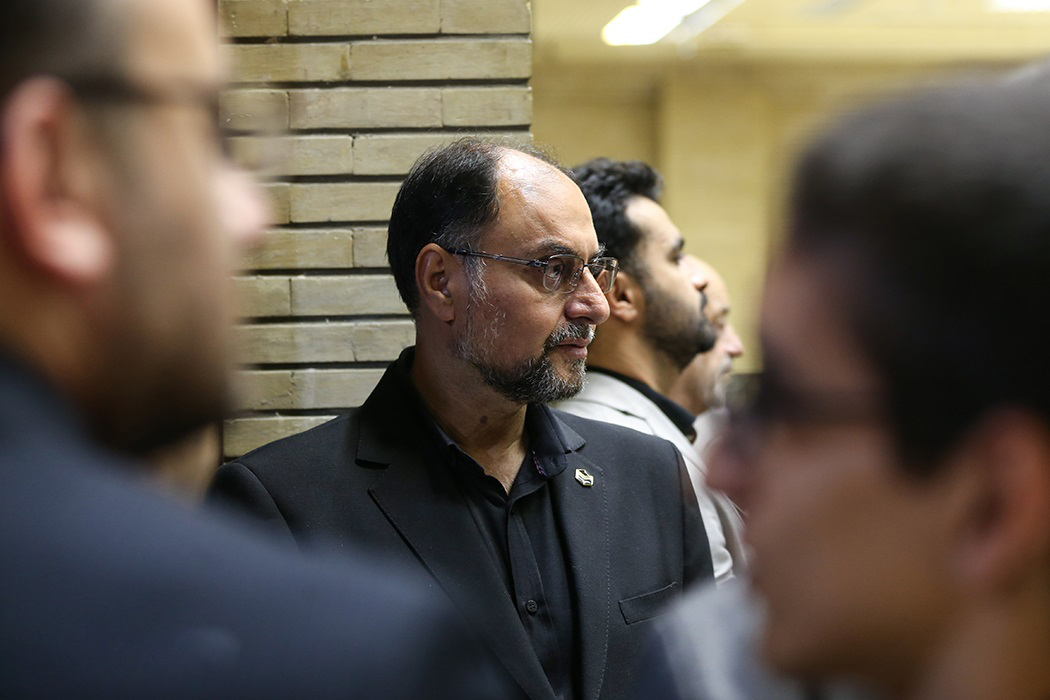 همسفر شدن با پدر آقا وحید