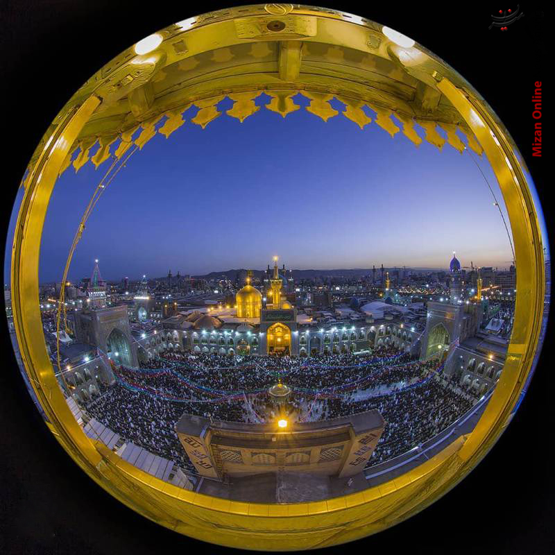 تصویری زیبا از حرم رضوی
