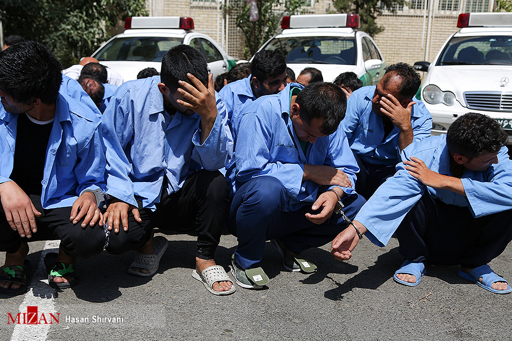 جمع آوری ۲۵۲ معتاد متجاهر و خرده فروش مواد مخدر در پایتخت جمع آوری ۲۵۲ معتاد متجاهر و خرده فروش مواد مخدر در پایتخت
