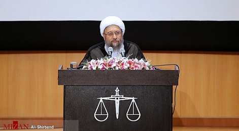 چشمان حامیان غربی حقوق بشر بر جنایات این روزهایِ سلطه‌گران بسته است اما از عده‌ای آشوبگر در ایران حمایت می‌کنند/تبیین چالش‌های فلسفیِ حقوق بشر غربی: اگر قرار باشد تمام حقوق، قراردادی باشد، چه کسی به شما حق داده که نفس قوانین را تقنین کنید