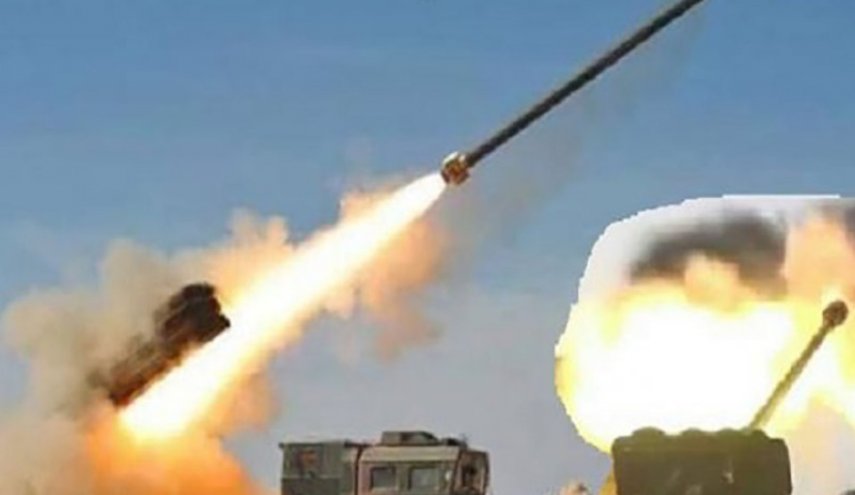 نیروهای یمنی تجمع نظامیان سعودی را هدف قرار دادند