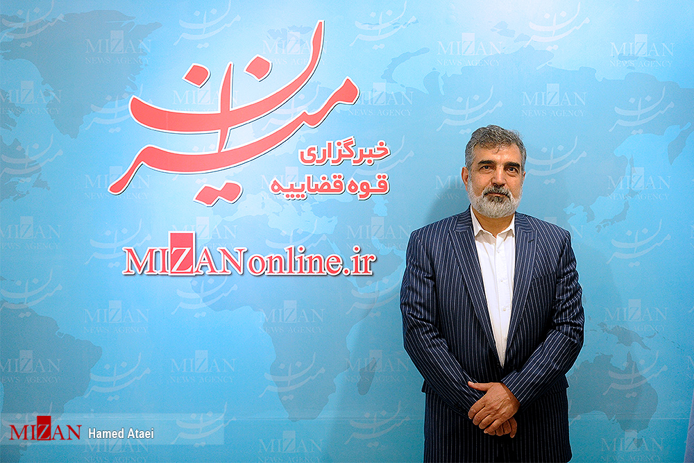 برجام «پیوستهای احتمالی» ندارد/ «امتیازات خاص» به طرف مقابل اعطا نشده است/ اجازه ندادیم حتی به مهندسان ما نزدیک شوند/ متاسفانه در پروژه ایتر به مانع آمریکاییها برخورد کردیم/ محموله دوم سوخت ۲۰ درصد در آستانه ورود به کشور برجام «پیوستهای احتمالی» ندارد/ «امتیازات خاص» به طرف مقابل اعطا نشده است/ اجازه ندادیم حتی به مهندسان ما نزدیک شوند/ متاسفانه در پروژه ایتر به مانع آمریکاییها برخورد کردیم/ محموله دوم سوخت ۲۰ درصد در آستانه ورود به کشور
