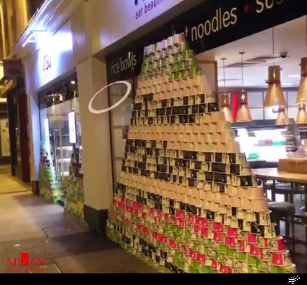 نمایی هنرمندانه از زباله های یک روزه فروشگاه +فیلم نمایی هنرمندانه از زباله های یک روزه فروشگاه +فیلم