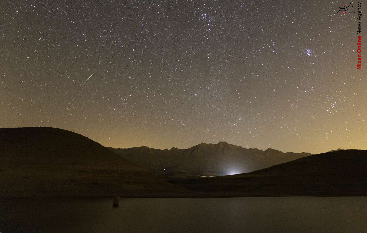 بارش بیش از ۱۰۰ شهاب سنگ در آسمان نقاط مختلف کشور