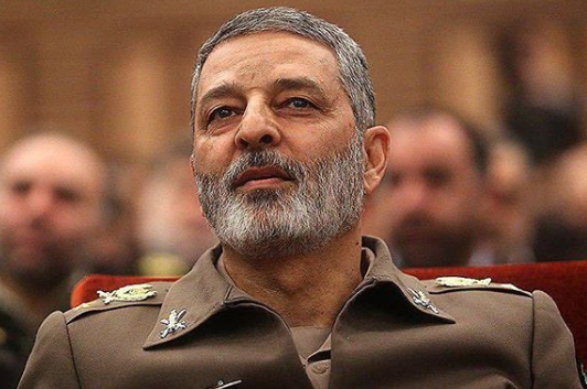 بازدید سرلشکر موسوی از رزمایش روی نقشه مشترک آب‌خاکی دافوس