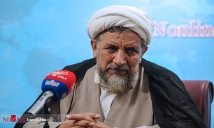 همه برای مقابله با اخلالگران اقتصادی به میدان بیایند
