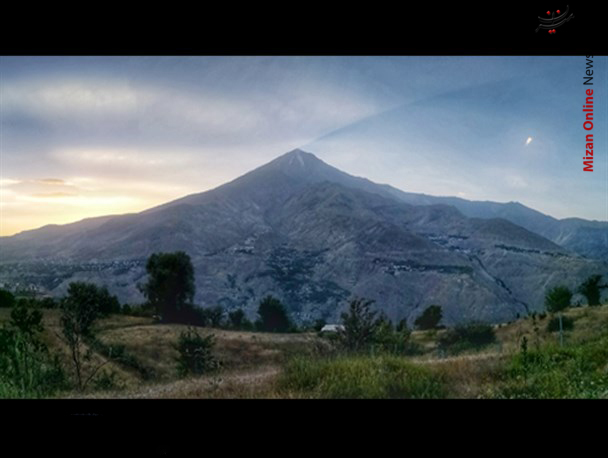 قله دماوند نمایی متفاوت از قله دماوند +عکس