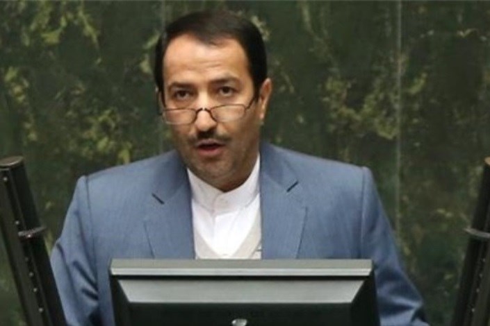 حدود ۷۷ میلیون نفر در تیرماه یارانه دریافت کرده‌اند/ احتمال اینکه میزان منابع وصولی از محل فروش فراورده‌های نفتی به حساب خزانه واریز نشده باشد، وجود دارد