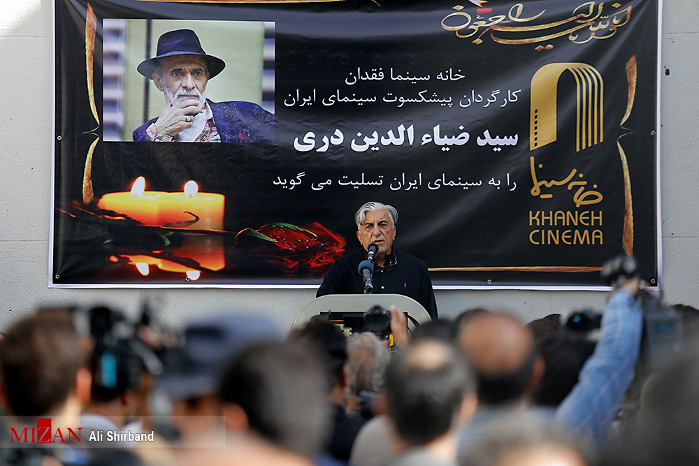 مریلا زارعی: دری تاریخ را همانگونه که بود روایت می‌کرد/دانایی: فکر نمی‌کنم مانند کارگردان کلاه پهلوی دوباره متولد شود