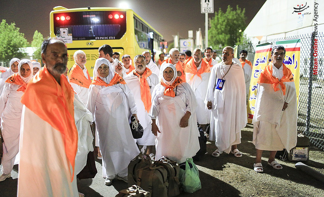 زائران بیتاللهالحرام زائران بیتاللهالحرام در سرزمین عرفات +عکس