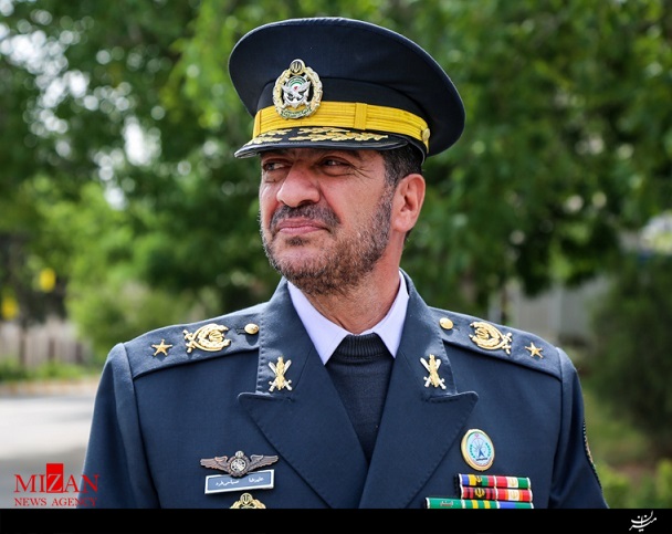 ۱۱ انتصاب نظامی فرمانده کل قوا در مدت یک سال ۱۱ انتصاب نظامی فرمانده کل قوا در مدت یک سال