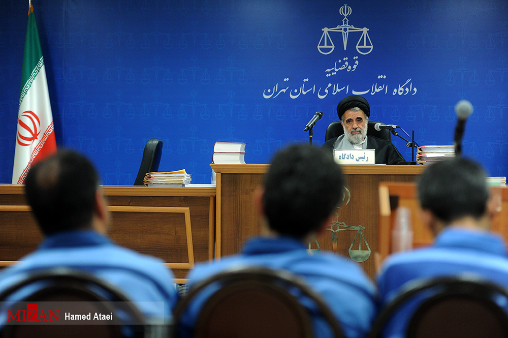 اسامی ۱۹ نفر از اخلال گران ارز اعلام شد به علاوه عکس اسامی ۱۹ نفر از اخلال گران ارز اعلام شد به علاوه عکس