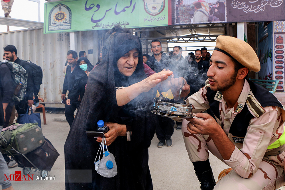 بازدید مشترک مسئولین ستاد اربعین و سفیر عراق طی دو هفته آینده از امکانات و ظرفیت گیتهای خروجی و ورودی / آخرین وضعیت ارز مسافرتی زائران اربعین/نوع ارز واریزی برای اخذ روادید مشخص نشده است بازدید مشترک مسئولین ستاد اربعین و سفیر عراق طی دو هفته آینده از امکانات و ظرفیت گیتهای خروجی و ورودی / آخرین وضعیت ارز مسافرتی زائران اربعین/نوع ارز واریزی برای اخذ روادید مشخص نشده است