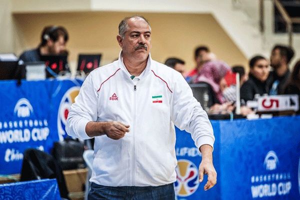 سن بازیکنان بسکتبال بالا است/ نباید از تیم ملی انتظار قهرمانی داشت سن بازیکنان بسکتبال بالا است/ نباید از تیم ملی انتظار قهرمانی داشت