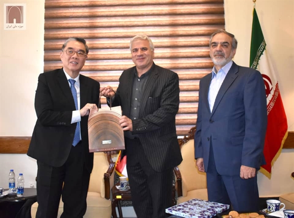 سفیر سنگاپور با معاون میراثفرهنگی کشور دیدار کرد سفیر سنگاپور با معاون میراثفرهنگی کشور دیدار کرد