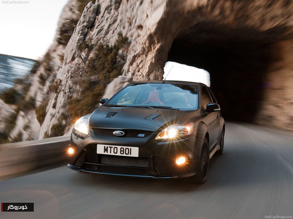 تصاویر حیرت انگیز از یک هیولای سیاه به نام Ford Focus RS500 تصاویر حیرت انگیز از یک هیولای سیاه به نام Ford Focus RS500