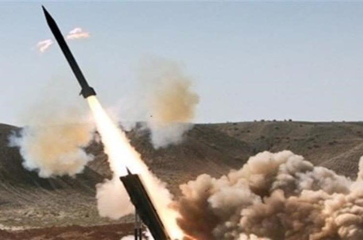 پایگاه نظامی عربستان هدف موشک بالستیک نیروهای یمنی قرار گفت