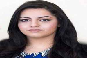 چهره وحشتناک این دختر پس از رنگ مو چهره وحشتناک این دختر پس از رنگ مو