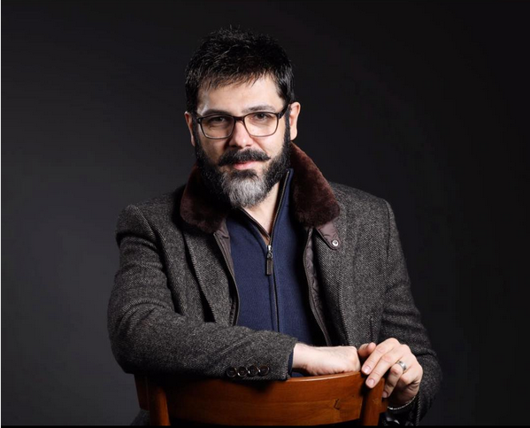 کوروش تهامی امام حسین (ع) شخصیت بسیار بزرگی در تاریخ هستند/شجاعت و درایت سیدالشهدا (ع) مثال زدنی است/////////////////چهارشنبه