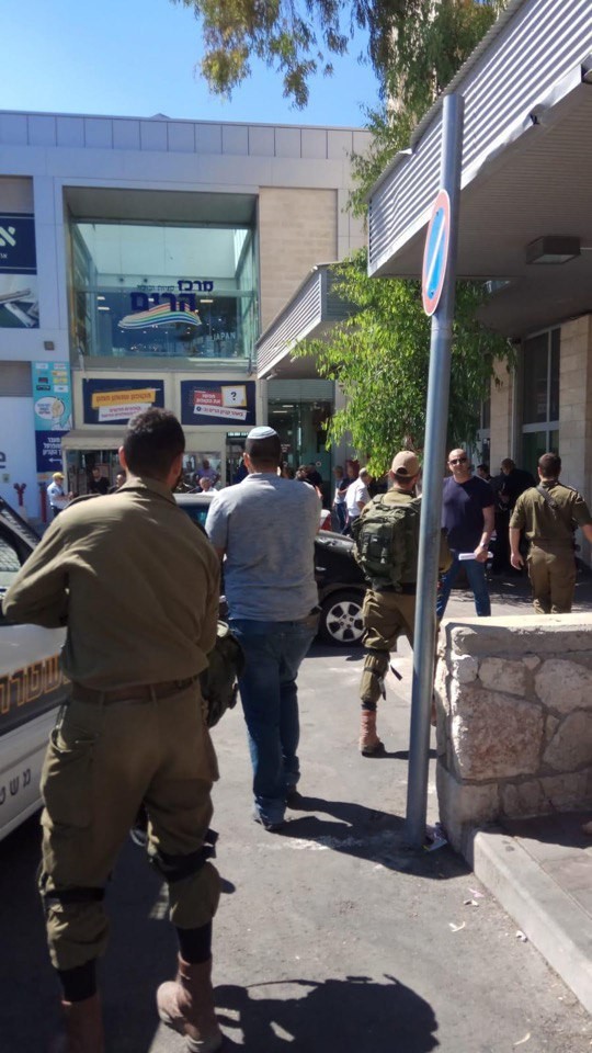 عملیات استشهادی در جنوب بیت لحم/زخمی شدن ۲ صهیونیست/ مبارز فلسطینی به شهادت رسید عملیات استشهادی در جنوب بیت لحم/زخمی شدن ۲ صهیونیست/ مبارز فلسطینی به شهادت رسید