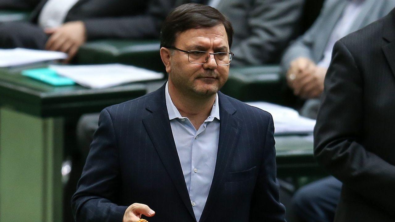 میزان گزارش میدهد میزان گزارش میدهد