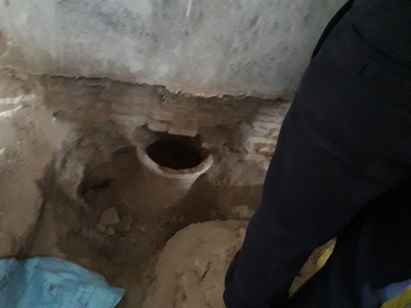 کشف خمره ساسانی در بازار تاریخی اصفهان کشف خمره ساسانی در بازار تاریخی اصفهان