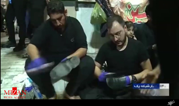 پزشک جوانی که کفش زائران حسینی را واکس می‌زند + فیلم