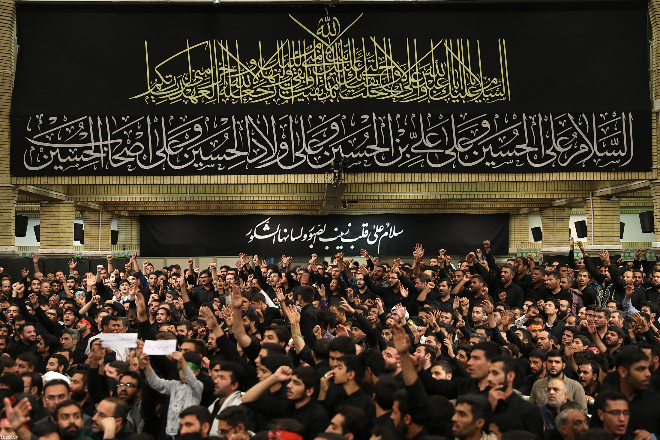 مراسم عزاداری شام غریبان حضرت اباعبدالله الحسین (ع) در حسینیه امام خمینی برگزار شد